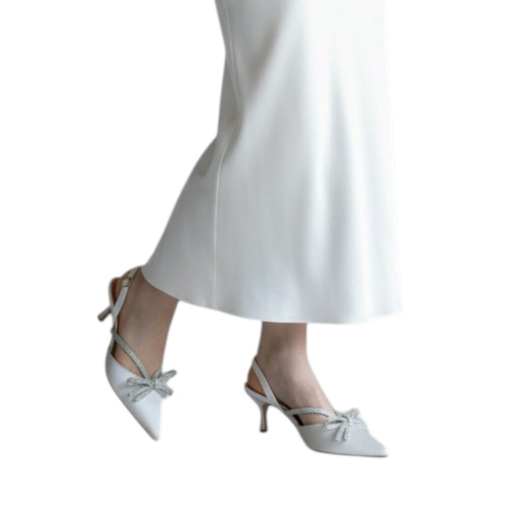 Badgley Mischka Angelina Slingback Pointed Toe Kitten Heel Pump White Size 7